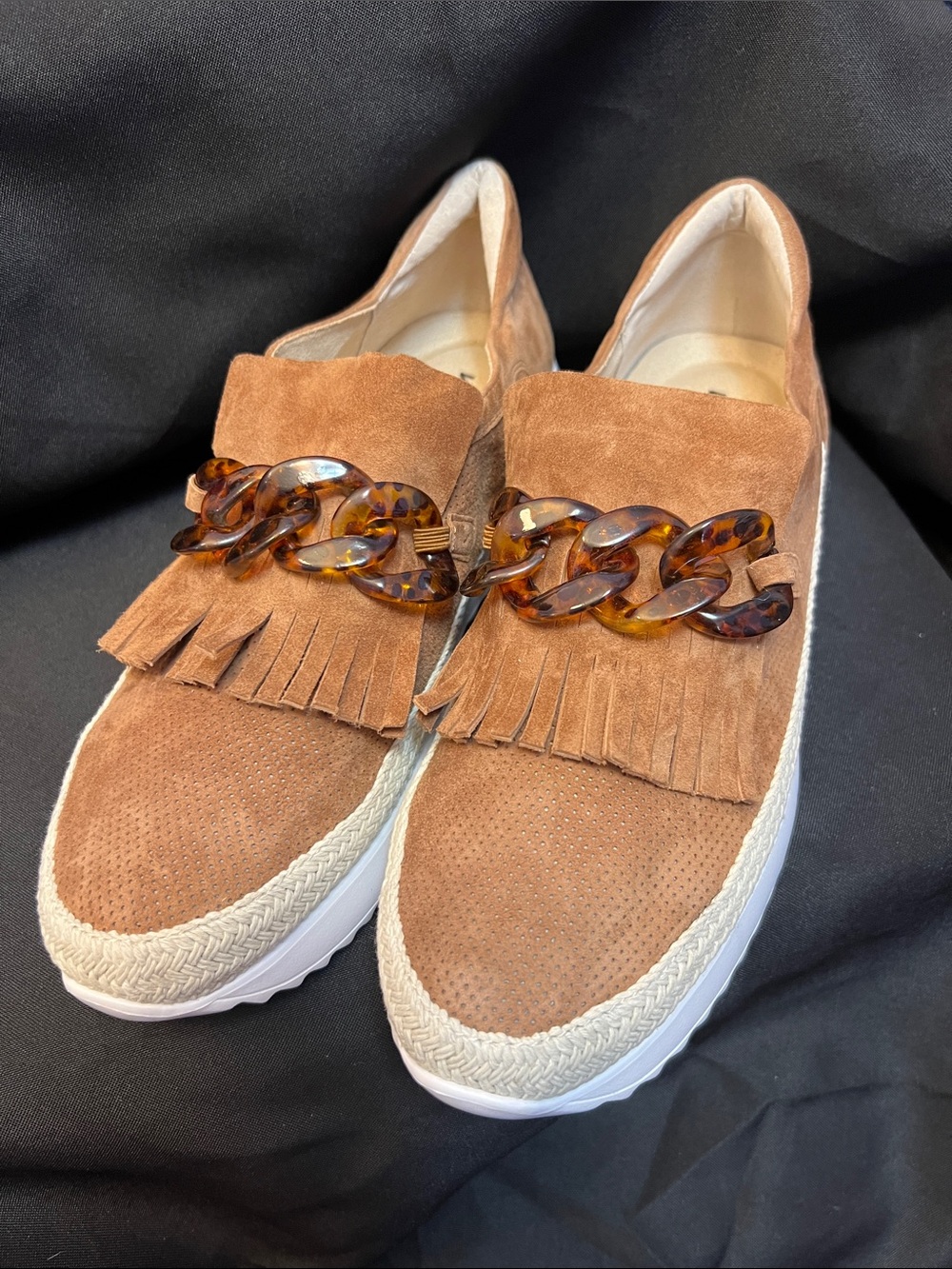 VANELI 🔥 Women's Suede Fringe Slip-On Sneakers in Cognac
